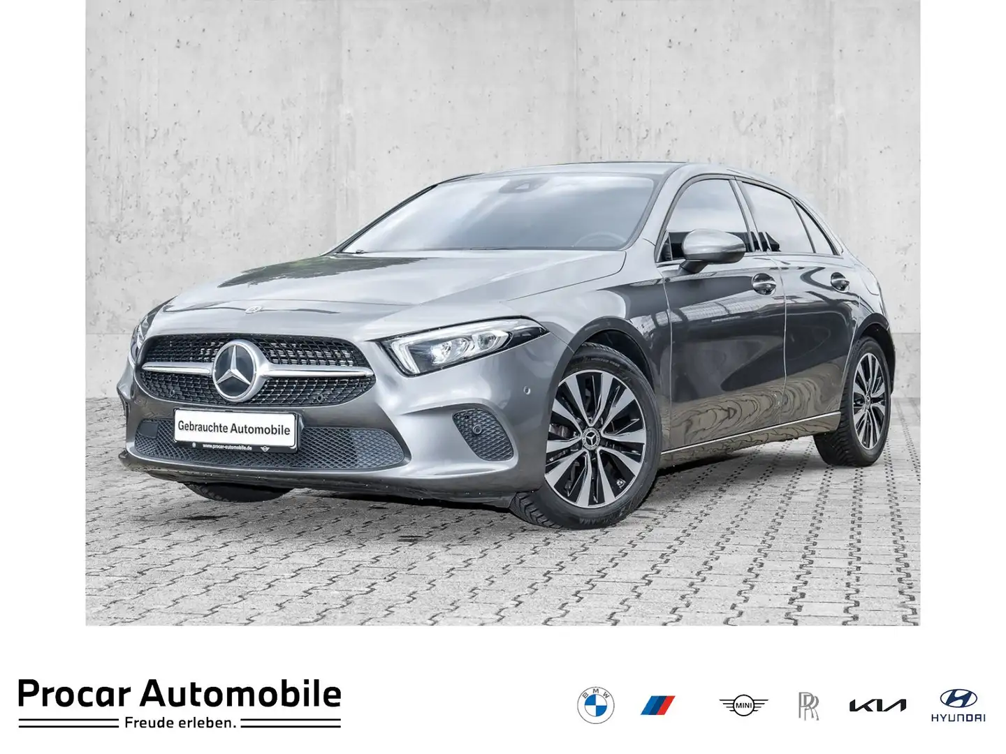 Mercedes-Benz A 180 Style Navi LED RFK DAB MBUX Szürke - 1