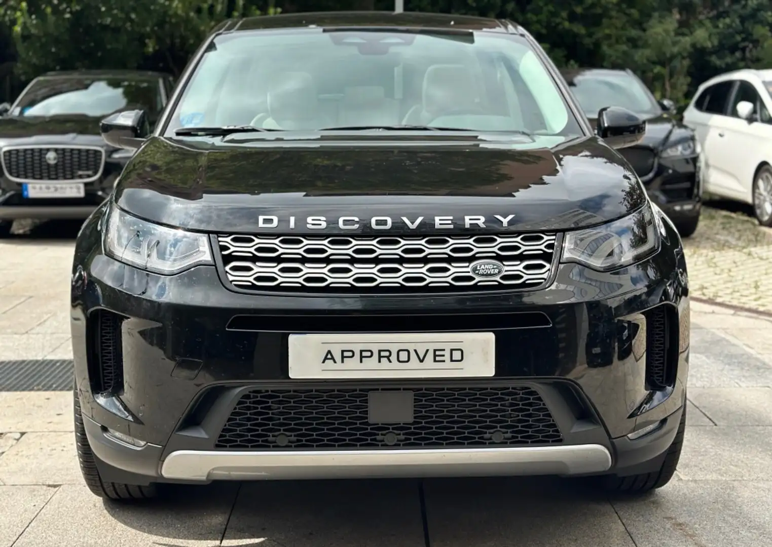 Land Rover Discovery Sport 1.5 I3 PHEV SE AWD Auto Noir - 2