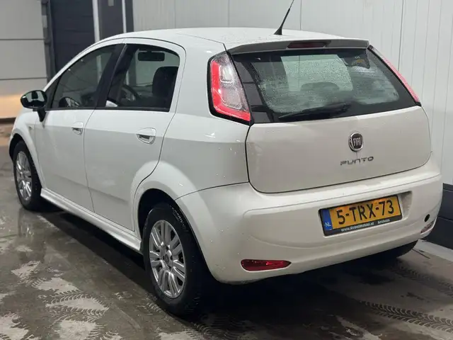 Fiat Punto Evo view 7