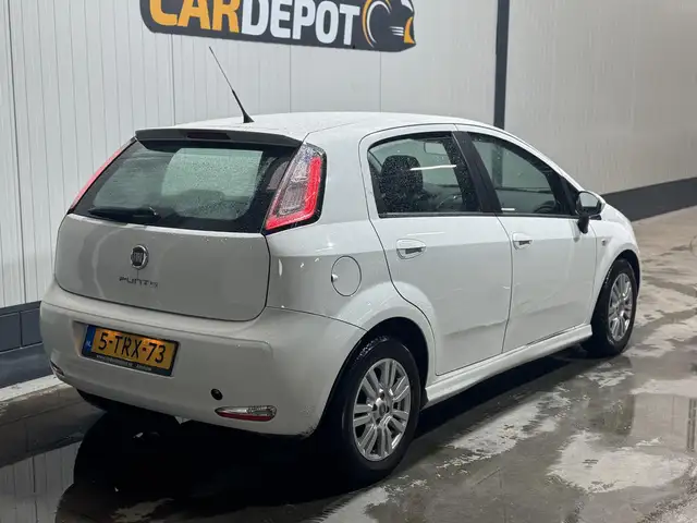 Fiat Punto Evo view 5