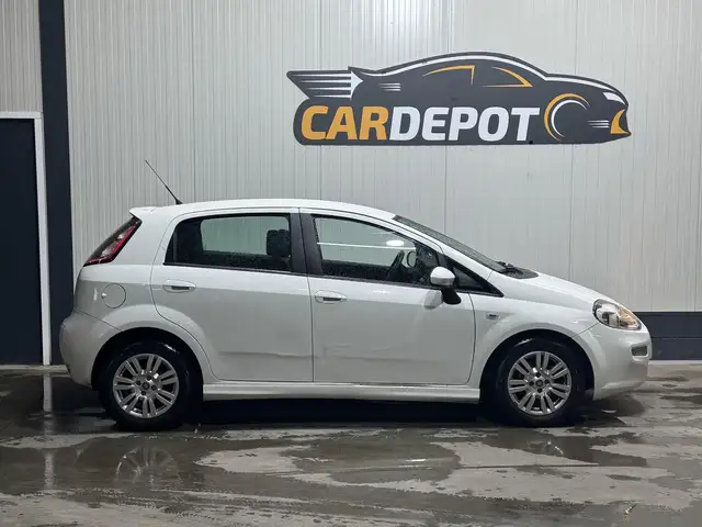 Fiat Punto Evo view 4
