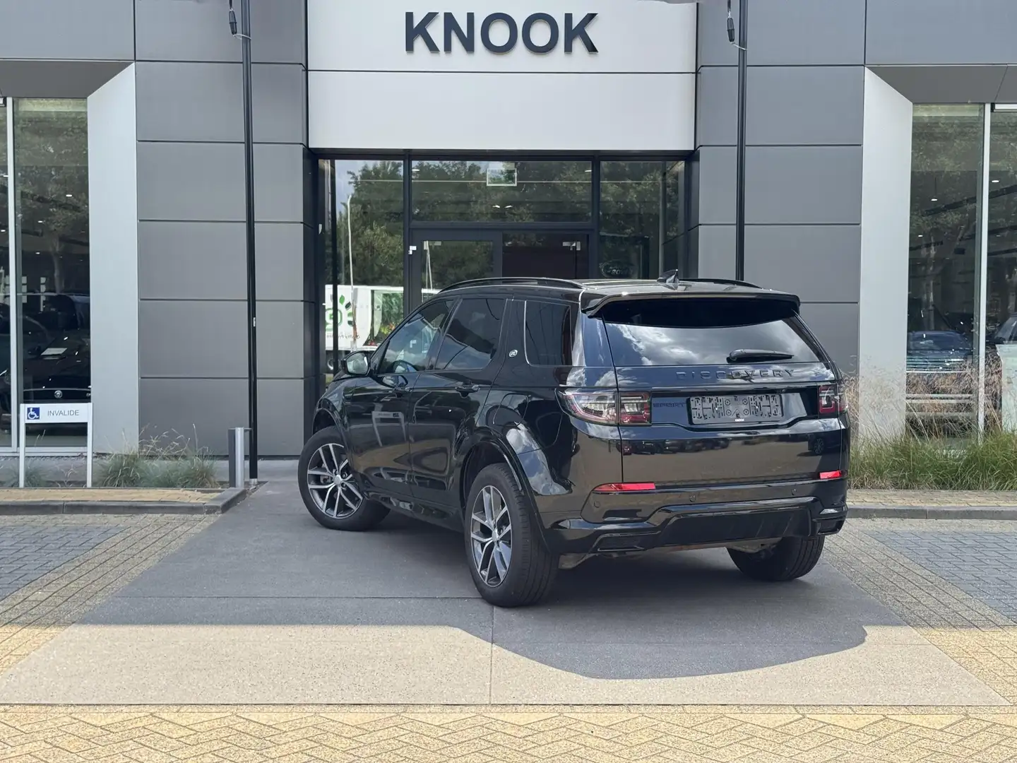 Land Rover Discovery Sport P270e R-Dynamic SE Nero - 2