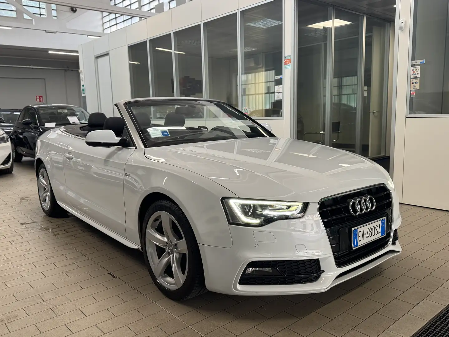 Audi A5 Cabrio 2.0 tdi 177cv S line S-line PREZZO REALE - 1