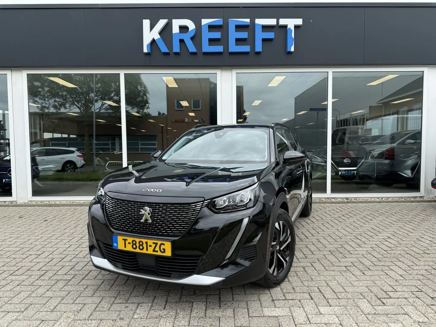 Peugeot 2008 1.2 PureTech Allure Pack App connect | 1 jaar gara Zwart - 1