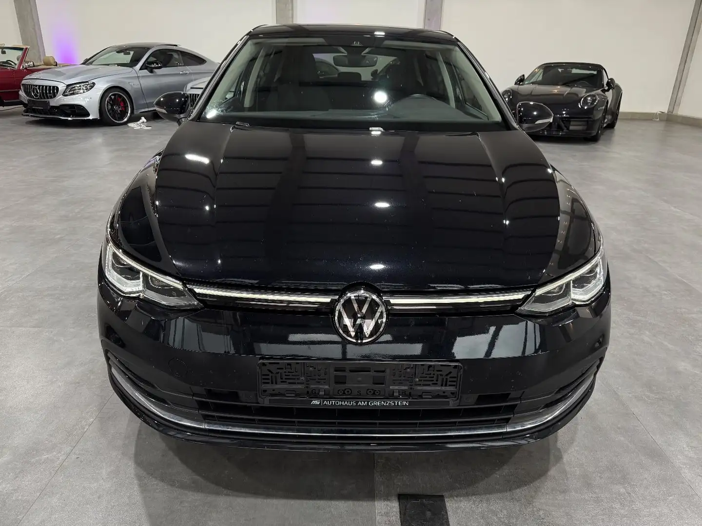 Volkswagen Golf VIII Lim. Style 2.0TDI*IQ LED*AHK*LHZ*ACC* Negro - 2
