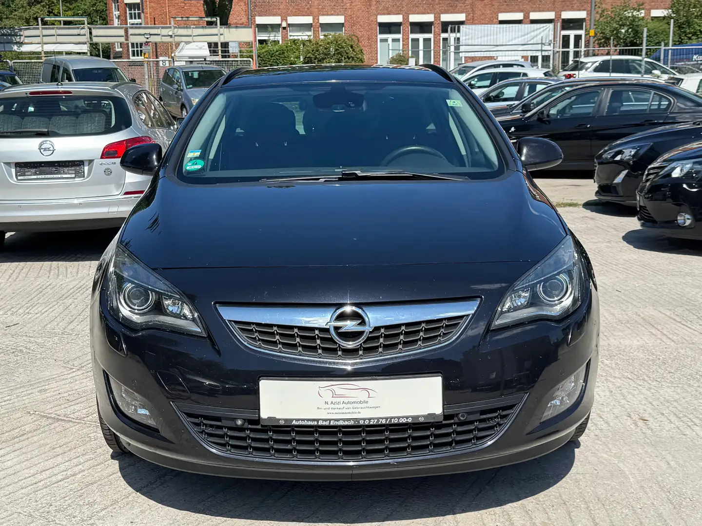 Opel Astra J Sports Tourer Design Edition*Xenon*Navi* Schwarz - 2