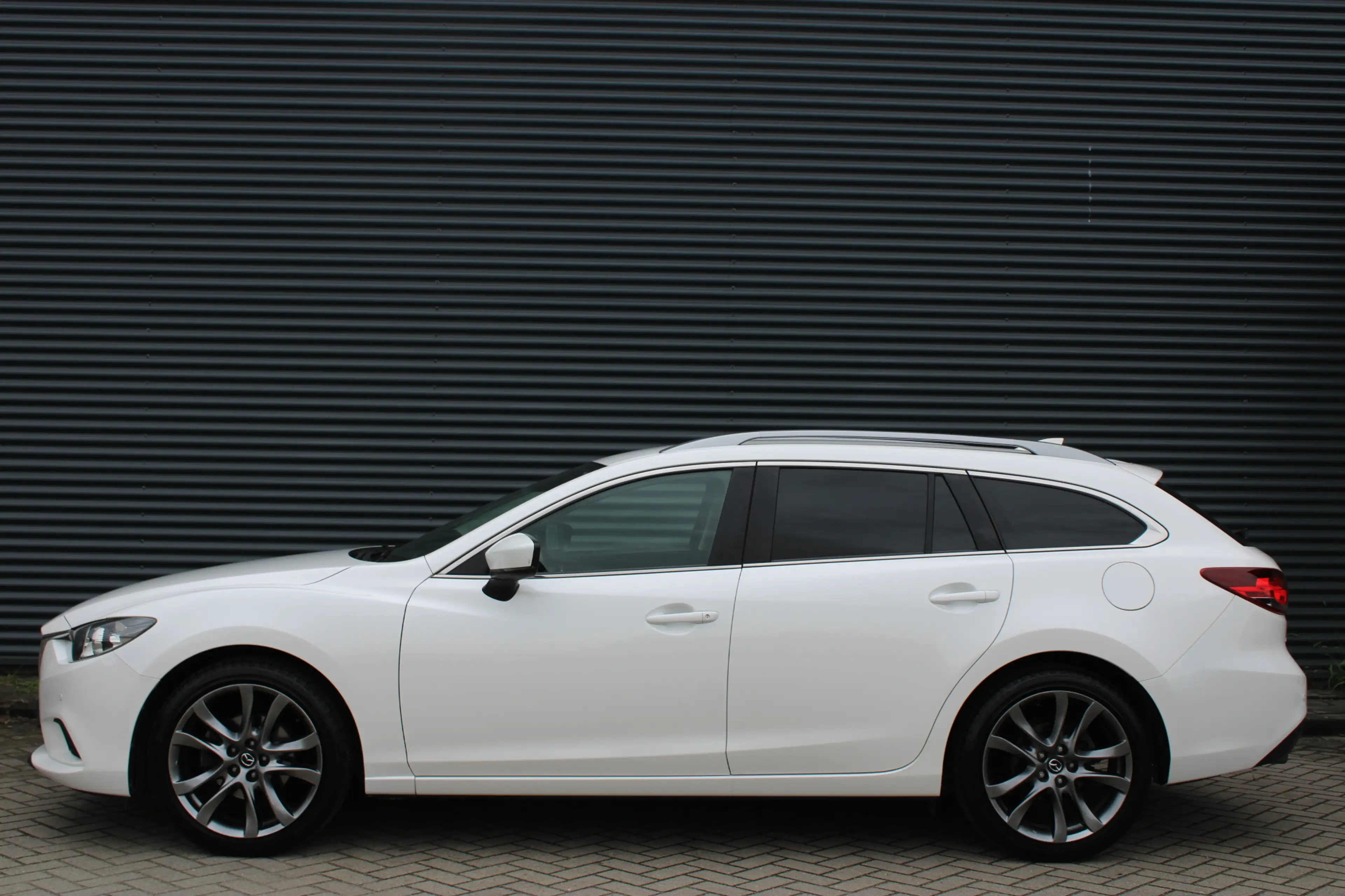 Mazda 6 Sportbreak 2.0 SkyActiv-G 145 TS Navigatie Cruise — photo 2
