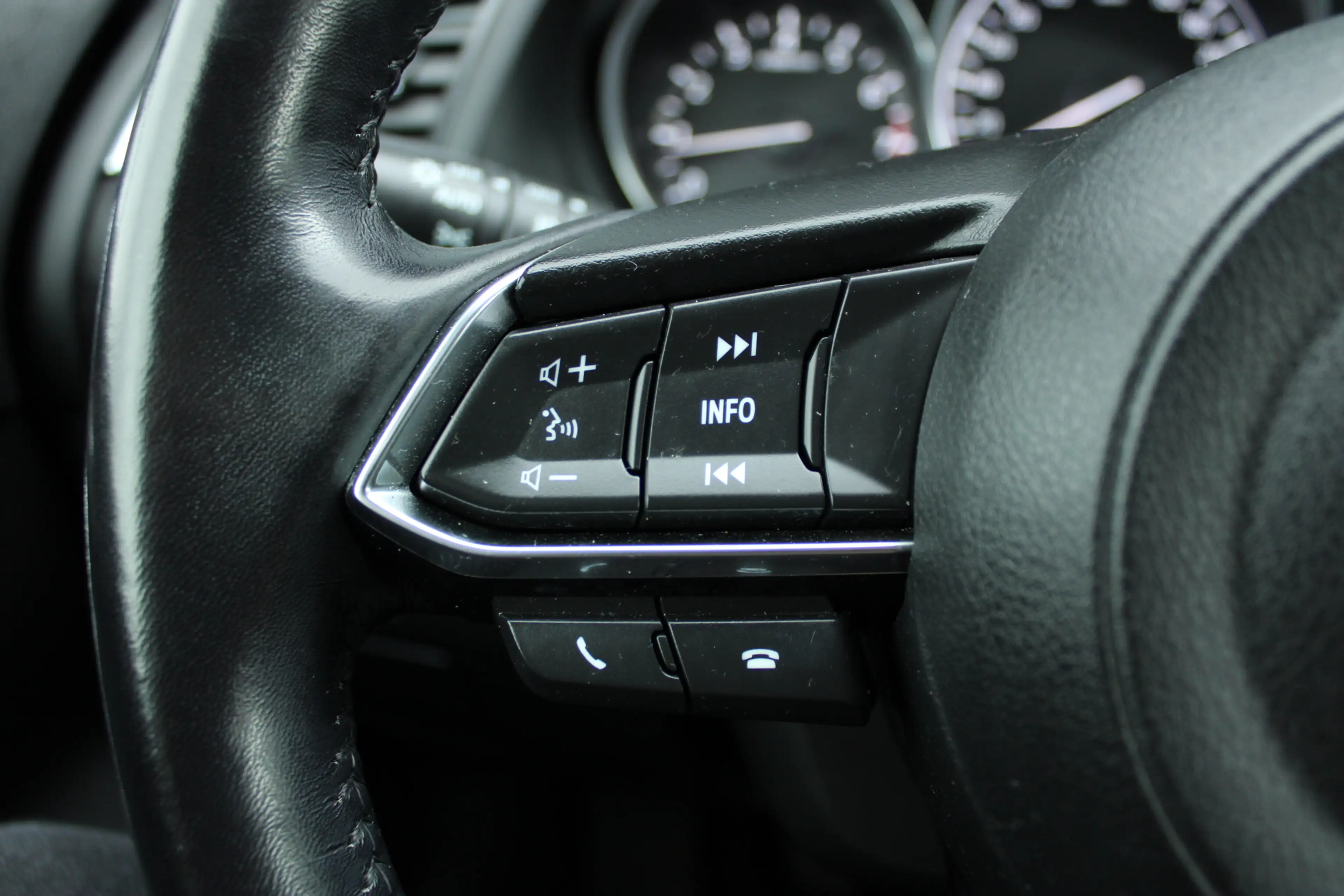 Mazda 6 Sportbreak 2.0 SkyActiv-G 145 TS Navigatie Cruise — photo 16