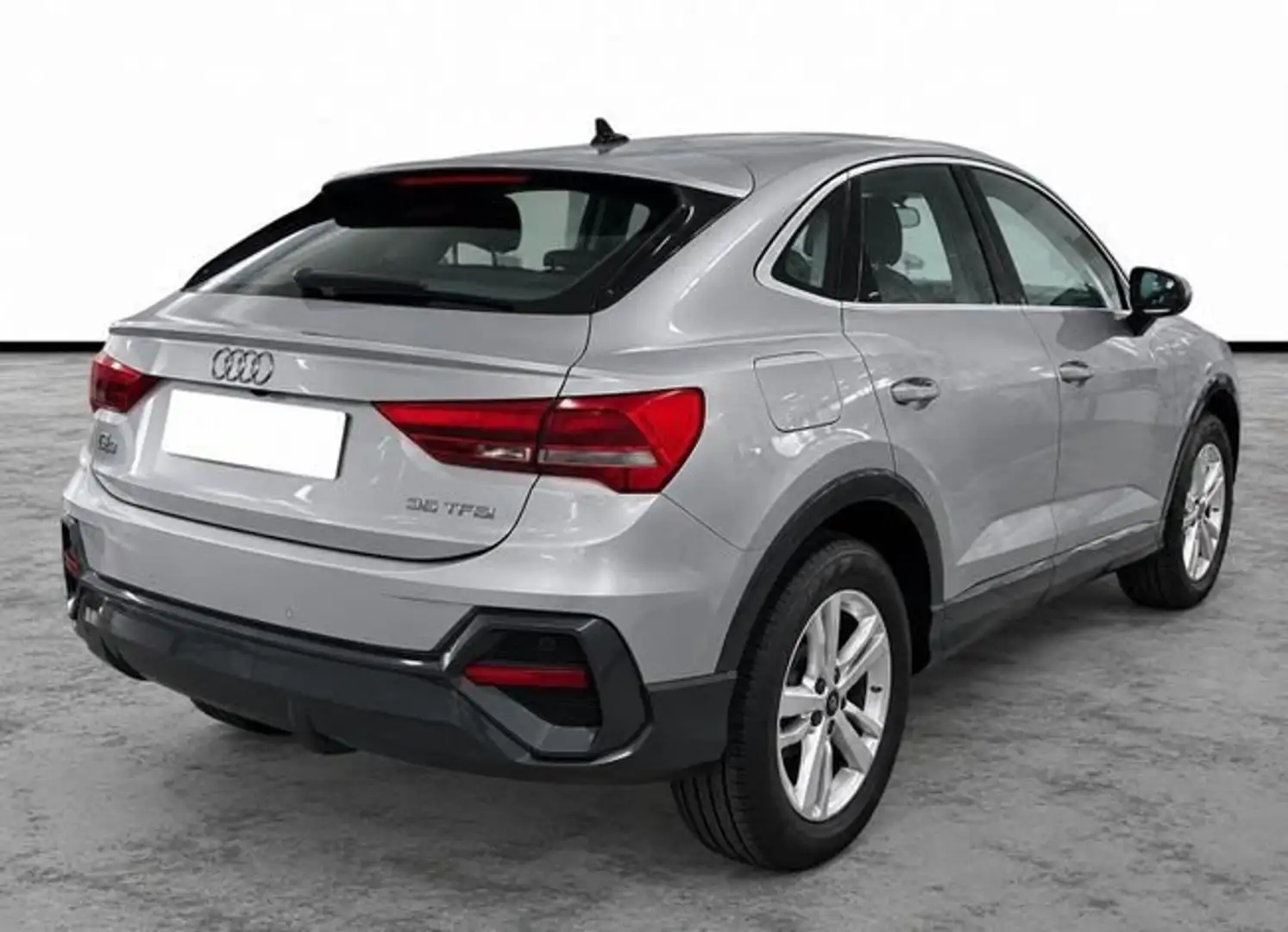 Audi Q3 Sportback Edition 35 TFSI 110 kW (150 CV) S tronic Plateado - 2