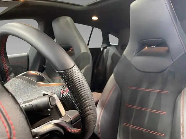 Mercedes-Benz Cla view 9