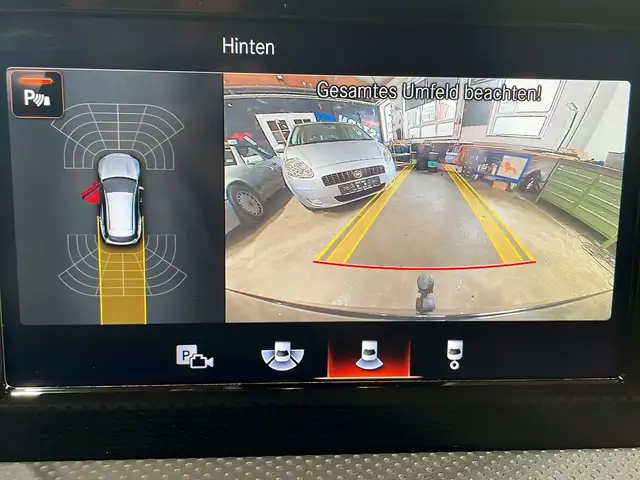 Mercedes-Benz Cla view 15