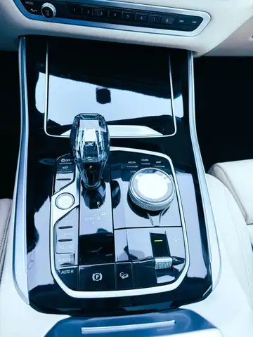 BMW X5 xDrive45e | Sky Lounge | Merino Vollleder | Cra... Ansicht 18