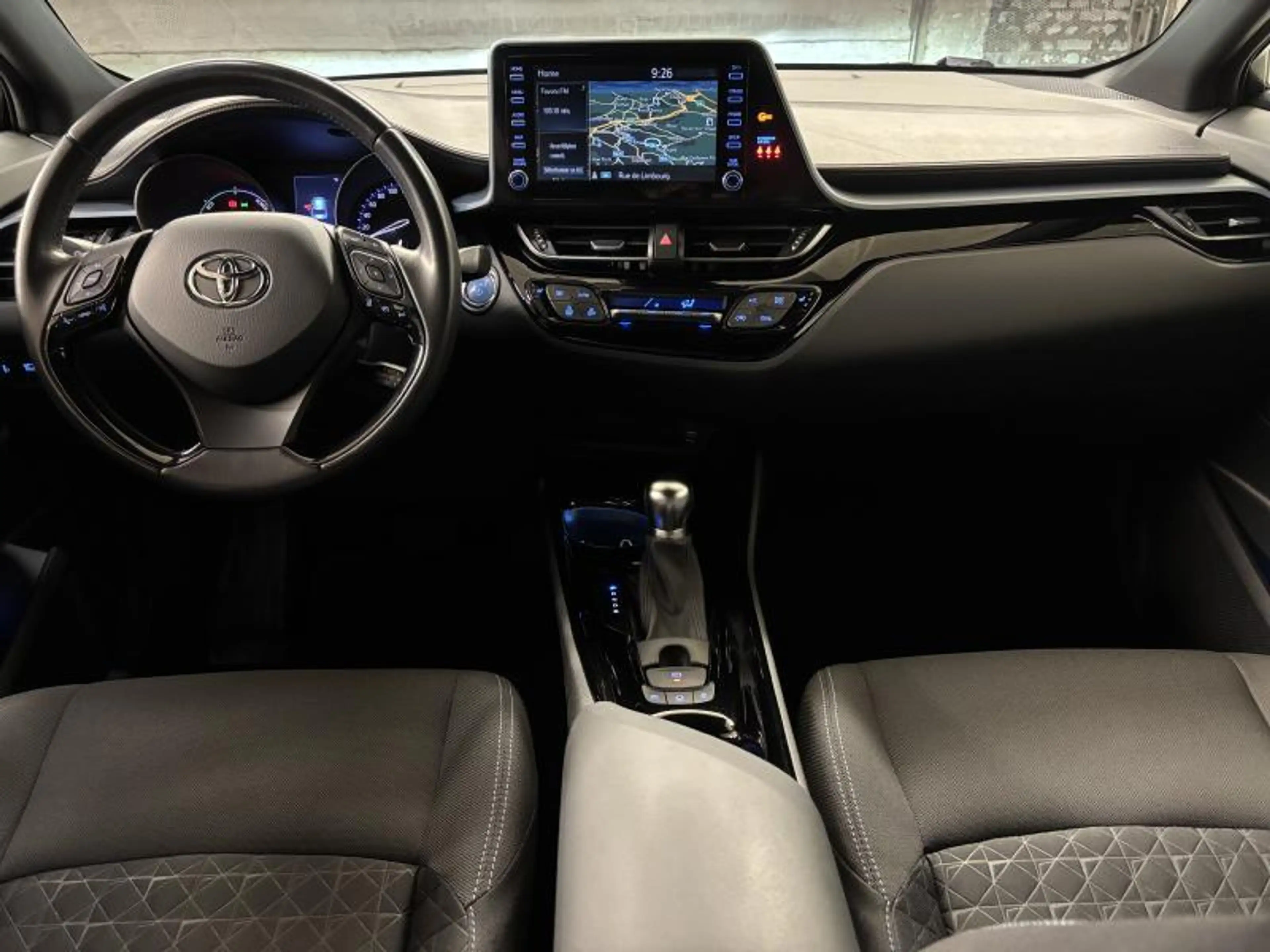 Toyota C-HR C-LUB — photo 6