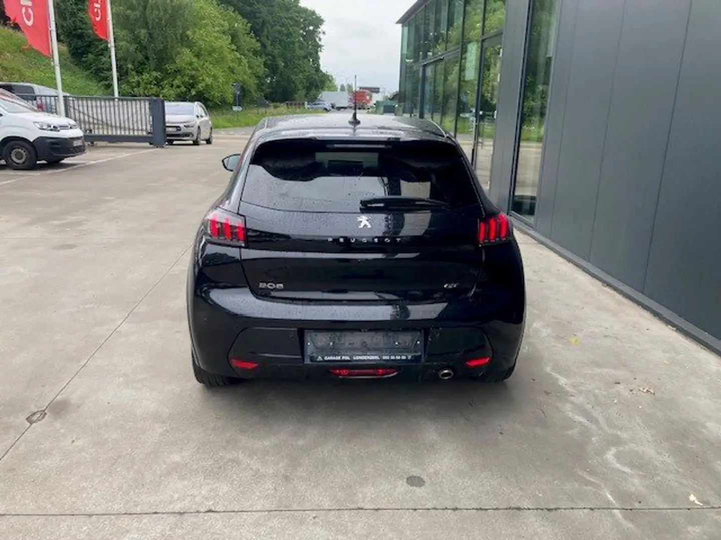 Peugeot 208 1.2i PureTech GT Pack Noir - 2