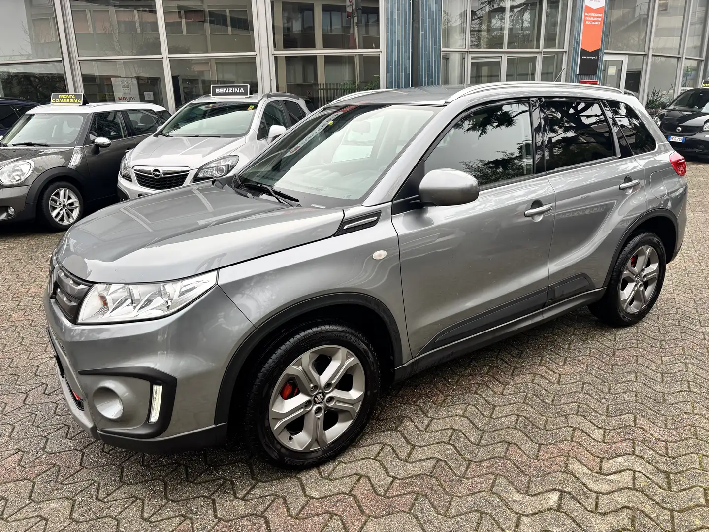 Suzuki Vitara 1.6 VVT 120 CV V-Cool KM 62000 UNICO PROPRIETARIO Gris - 1