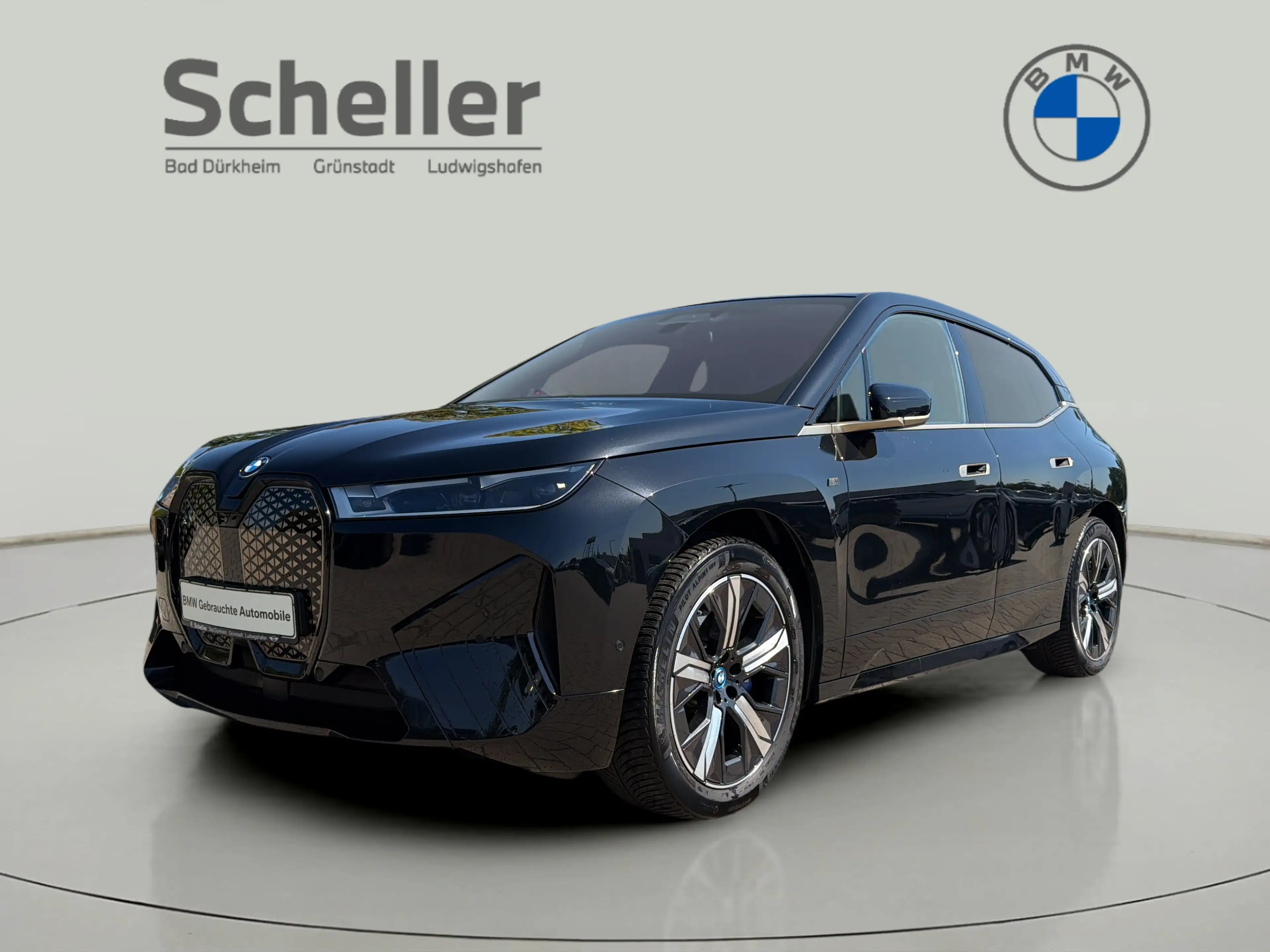 BMW iX M60
