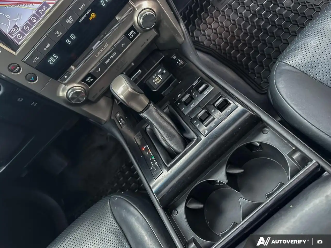 Lexus GX снимка Lexus GX
