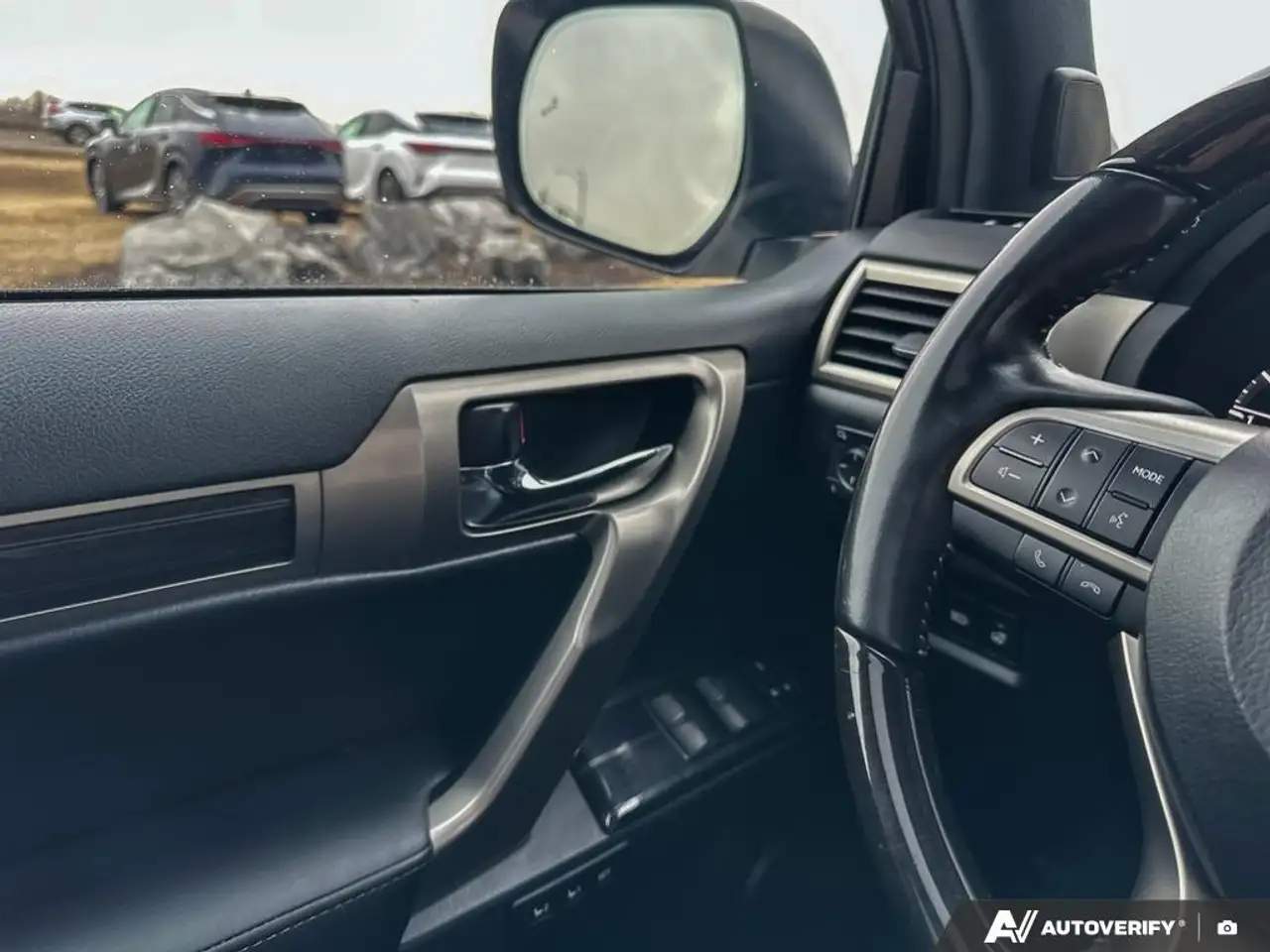 Lexus GX снимка Lexus GX