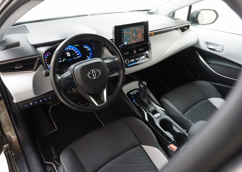 Toyota Corolla Hybrid Team D ACC SCHECKHF KAMERA NAVI — photo 13