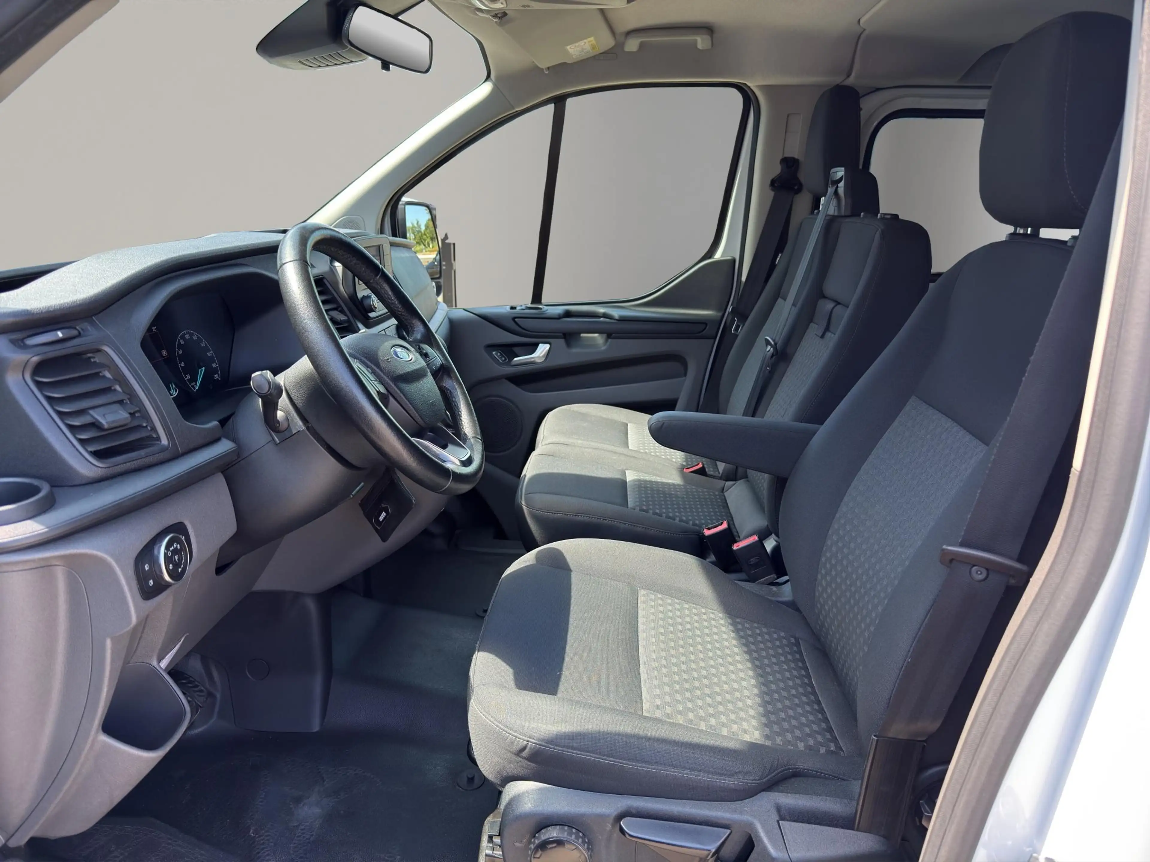 Ford Transit Custom 320 1.0 EcoBoost L1H1 PHEV VR-Edition 9 persoons | — photo 12