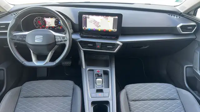 SEAT Leon view 11