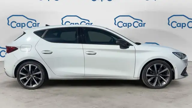 SEAT Leon view 4
