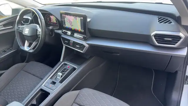 SEAT Leon view 10