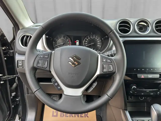 Suzuki Vitara view 12