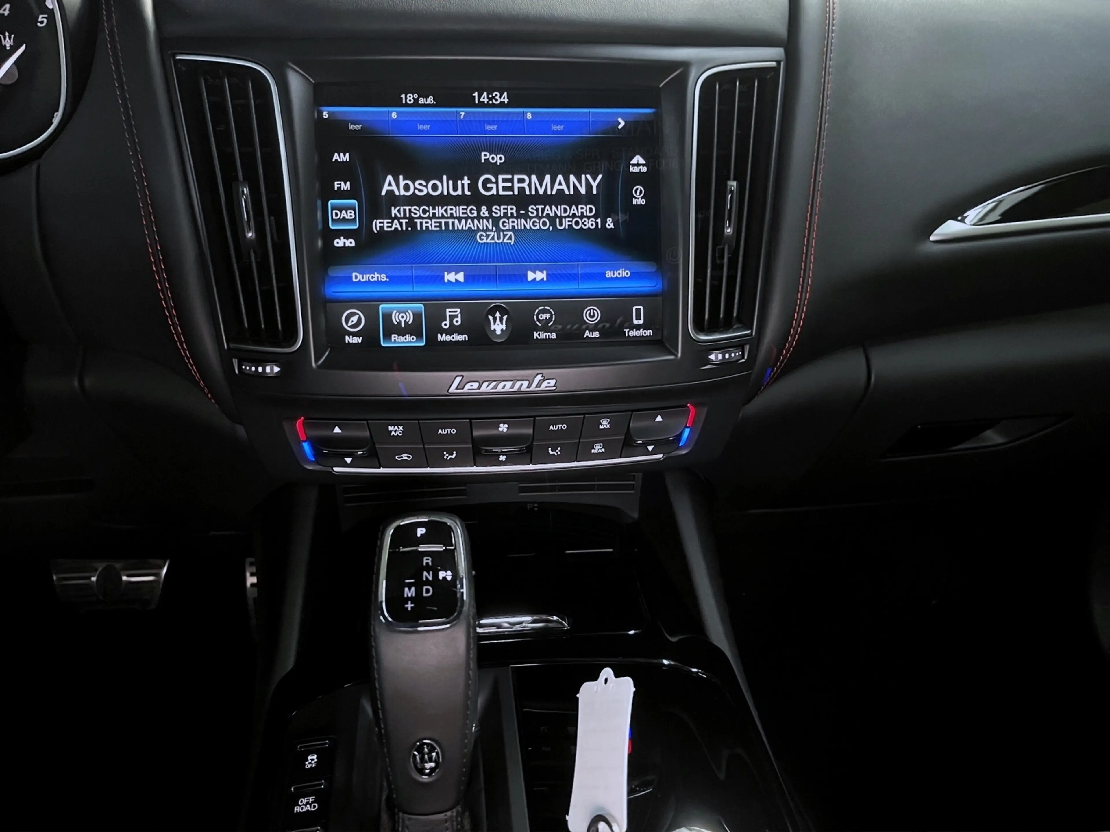 Maserati Levante SQ4 GranSport — photo 13