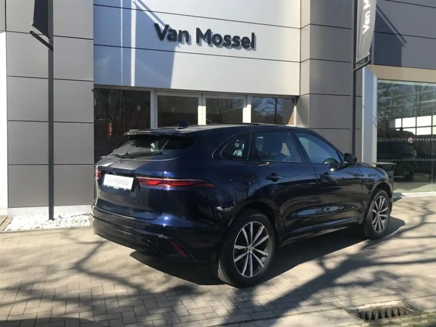 Jaguar F-Pace Plug-in-Hybrid P400e AWD R-Dynamic SE HEAD-UP Disp Blauw - 2