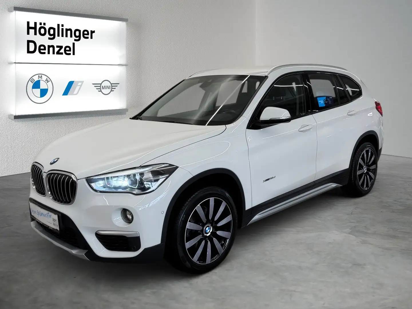 BMW X1 xDrive18d Weiß - 2
