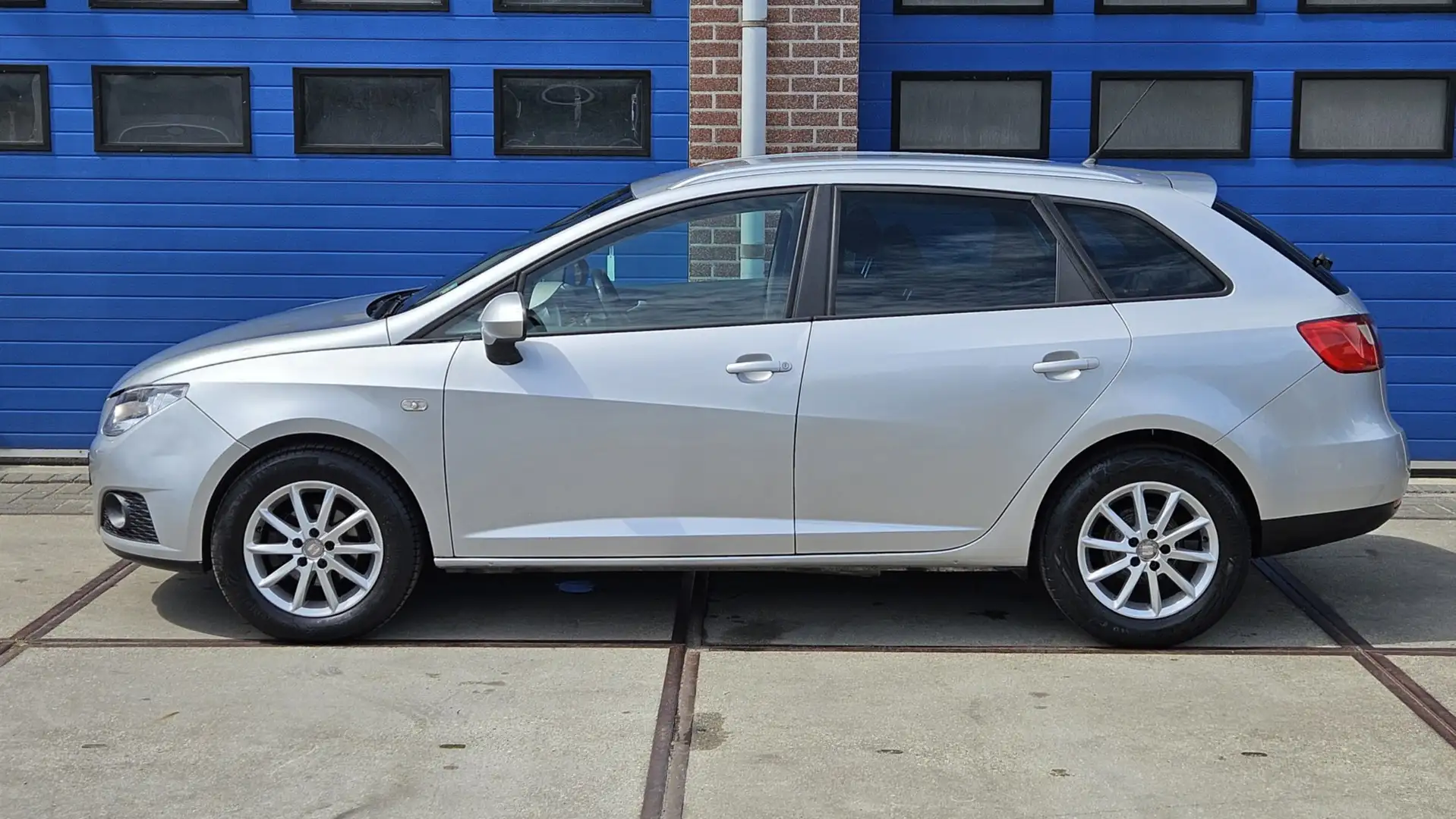 SEAT Ibiza 1.2 TDI Style Ecomotive Argent - 2