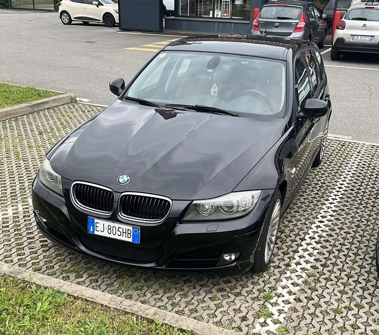BMW 320 BMW 320d Touring Automatica – 184CV – Anno 201 - 2