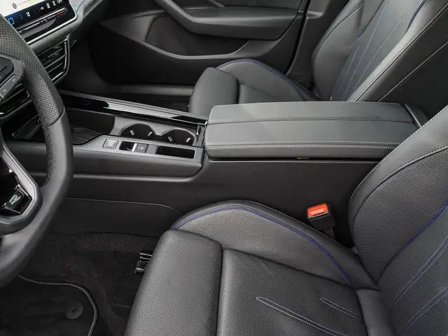 Volkswagen Passat view 15