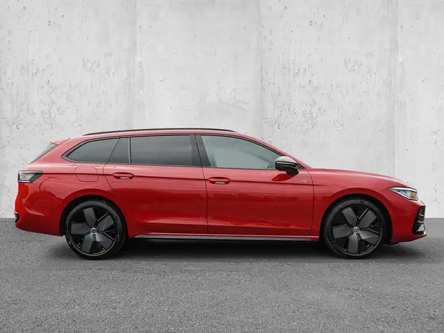Volkswagen Passat view 5