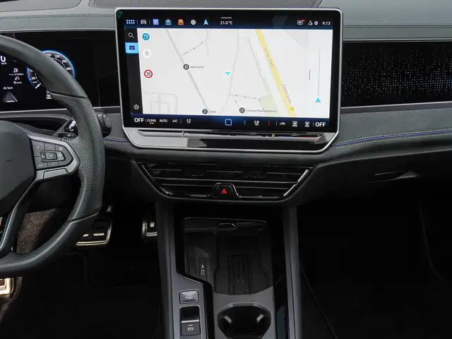 Volkswagen Passat view 13