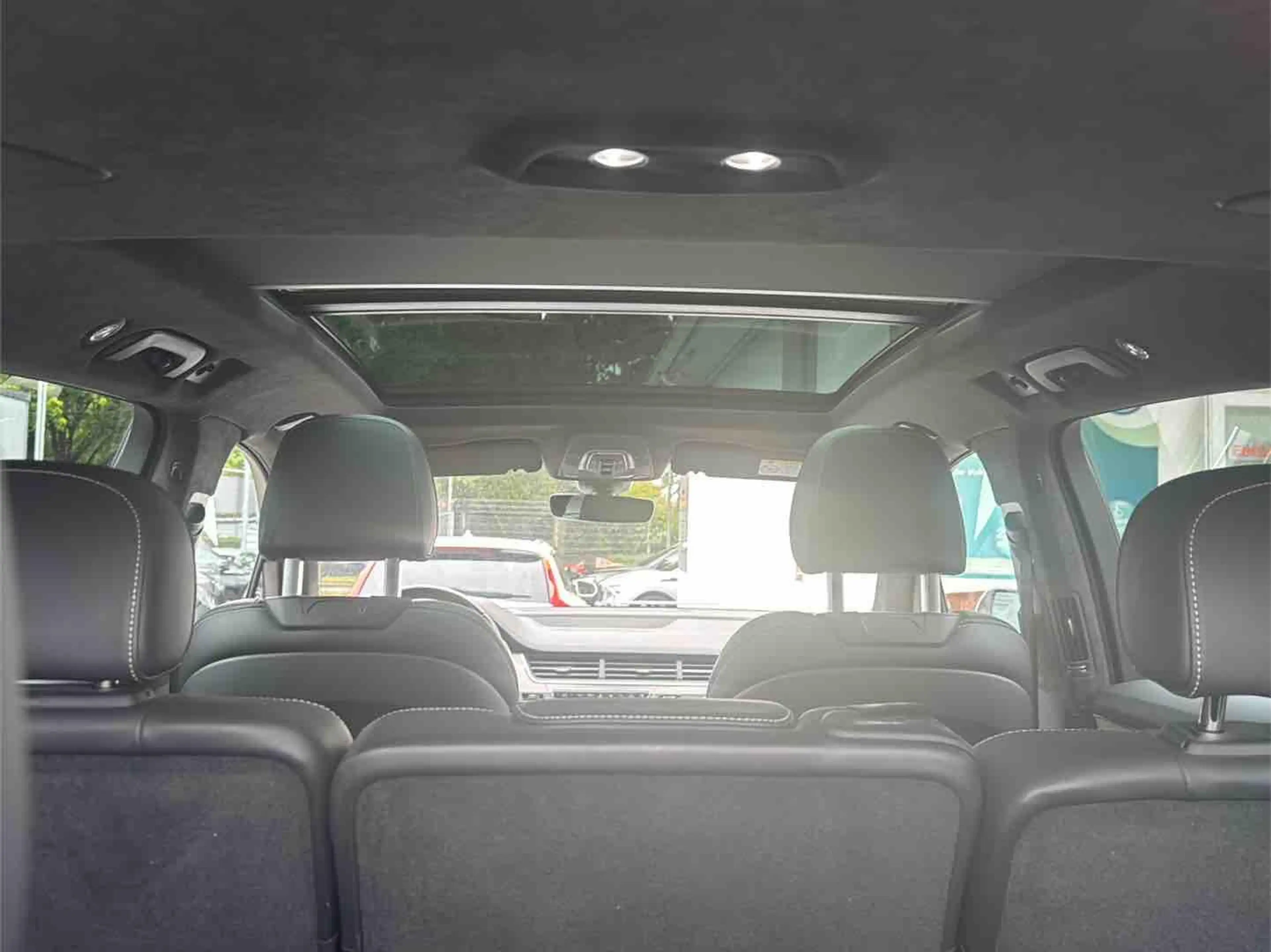 Audi SQ7 4.0 TDI B&O ADVANCE HUD PANO RAUTE 7-SITZER — photo 8