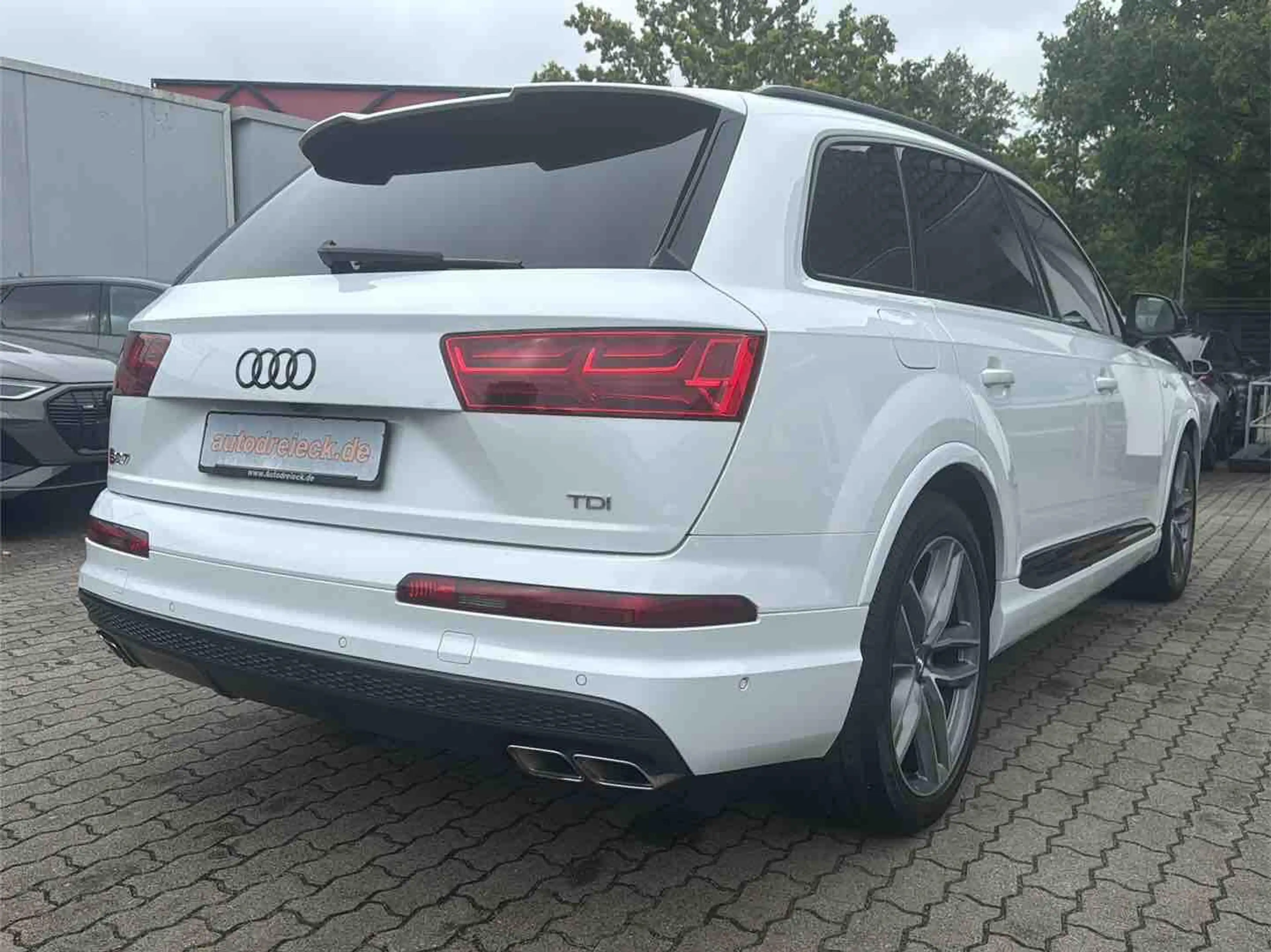 Audi SQ7 4.0 TDI B&O ADVANCE HUD PANO RAUTE 7-SITZER — photo 5