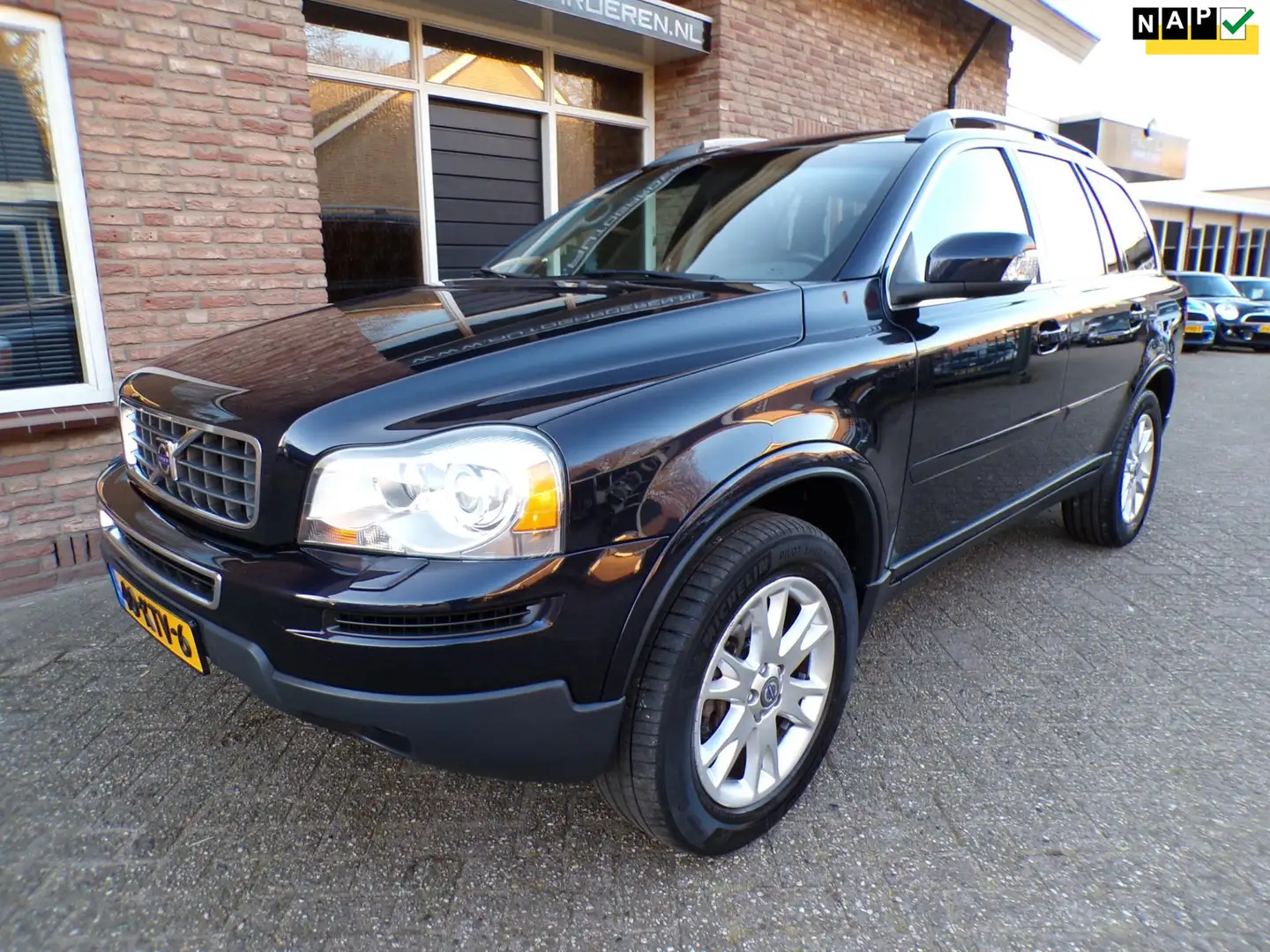 Volvo XC90 2.5 T Momentum Automaat / leder / 7 Persoons LPG G Azul - 1
