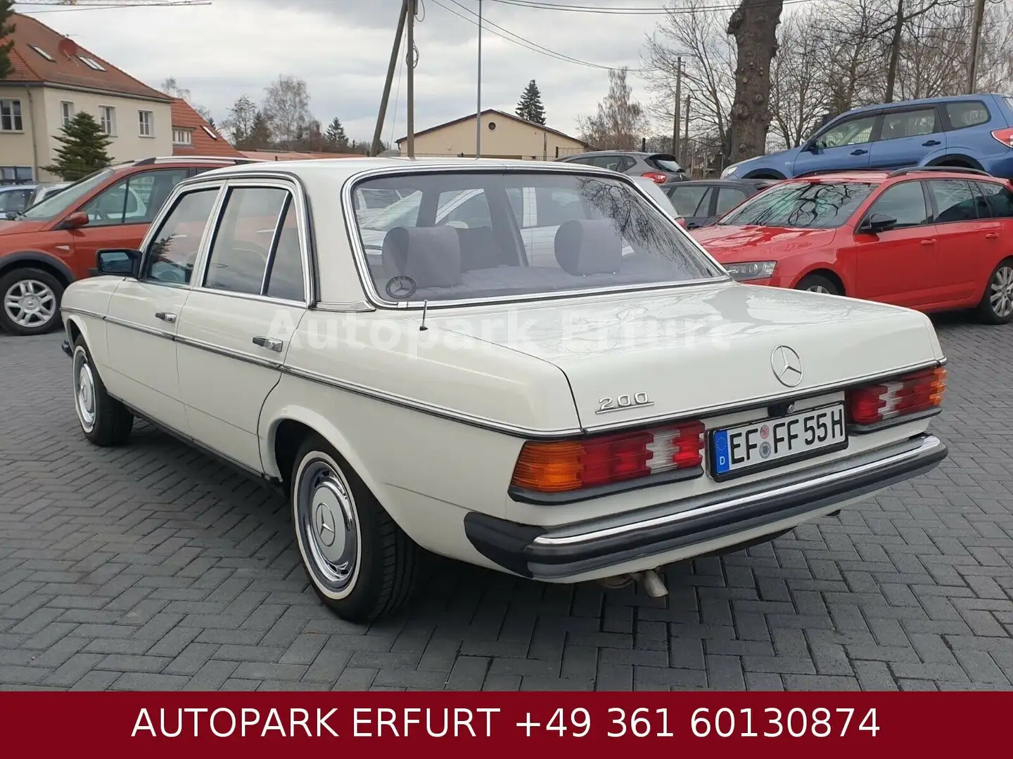Mercedes-Benz 200 W123 Automatik*Vollrestauriert*H-Kennzeichen Білий - 2