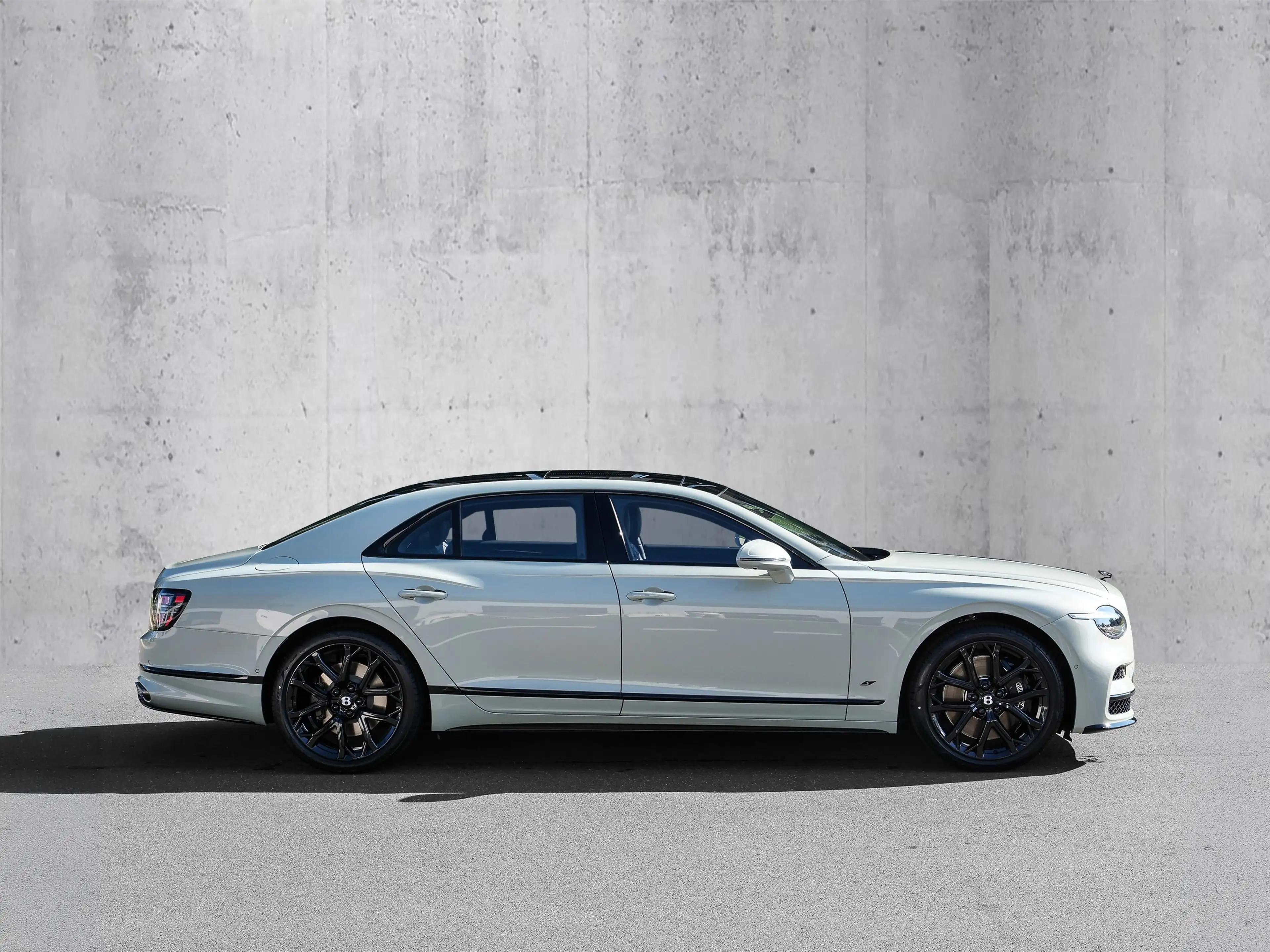 Bentley Flying Spur S MY27/Naim for Bentley/Mood Lighting — photo 2