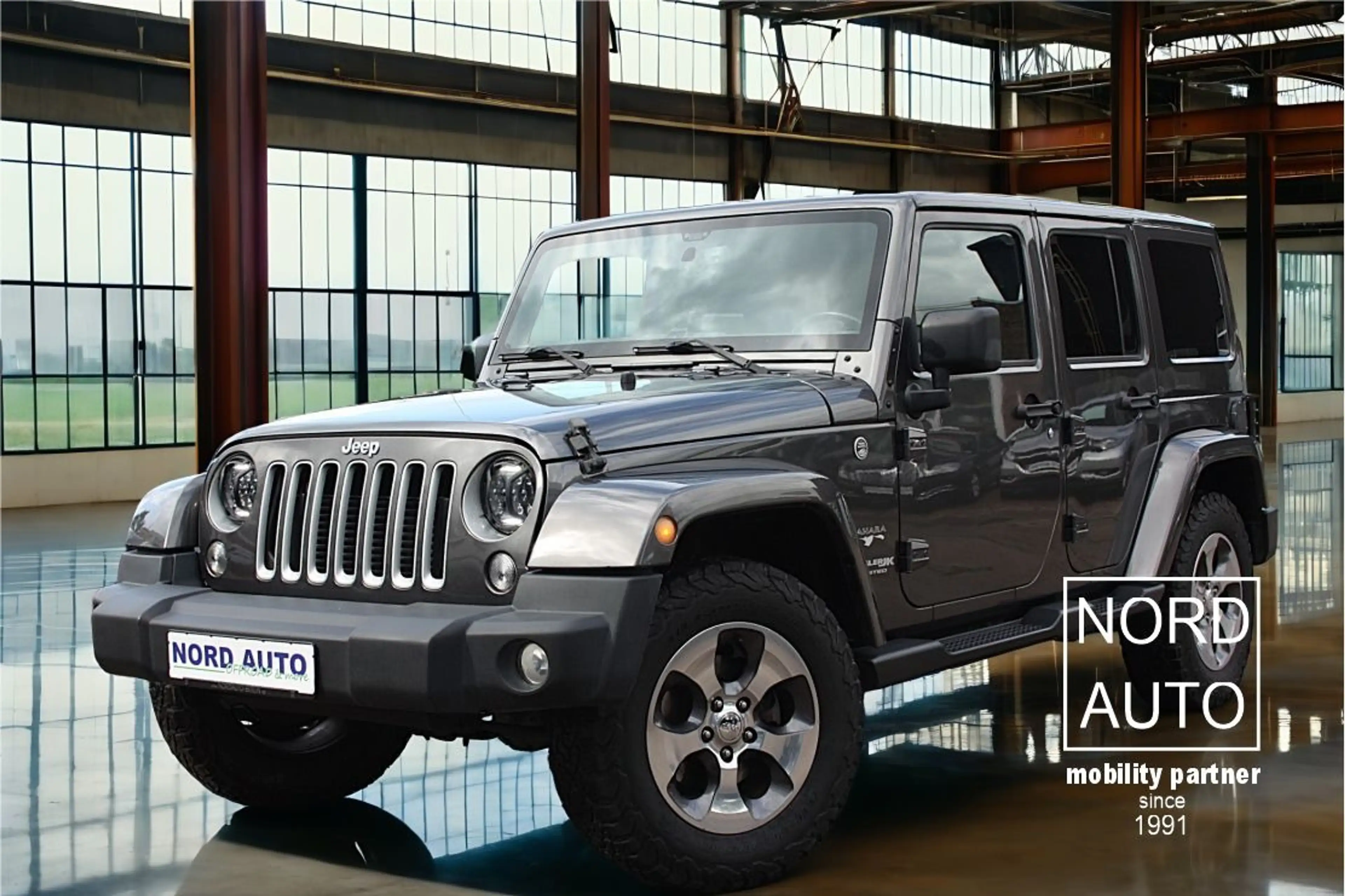 Jeep Wrangler 2.8 SAHARA Auto. Navi/Leder/Ahk/LED