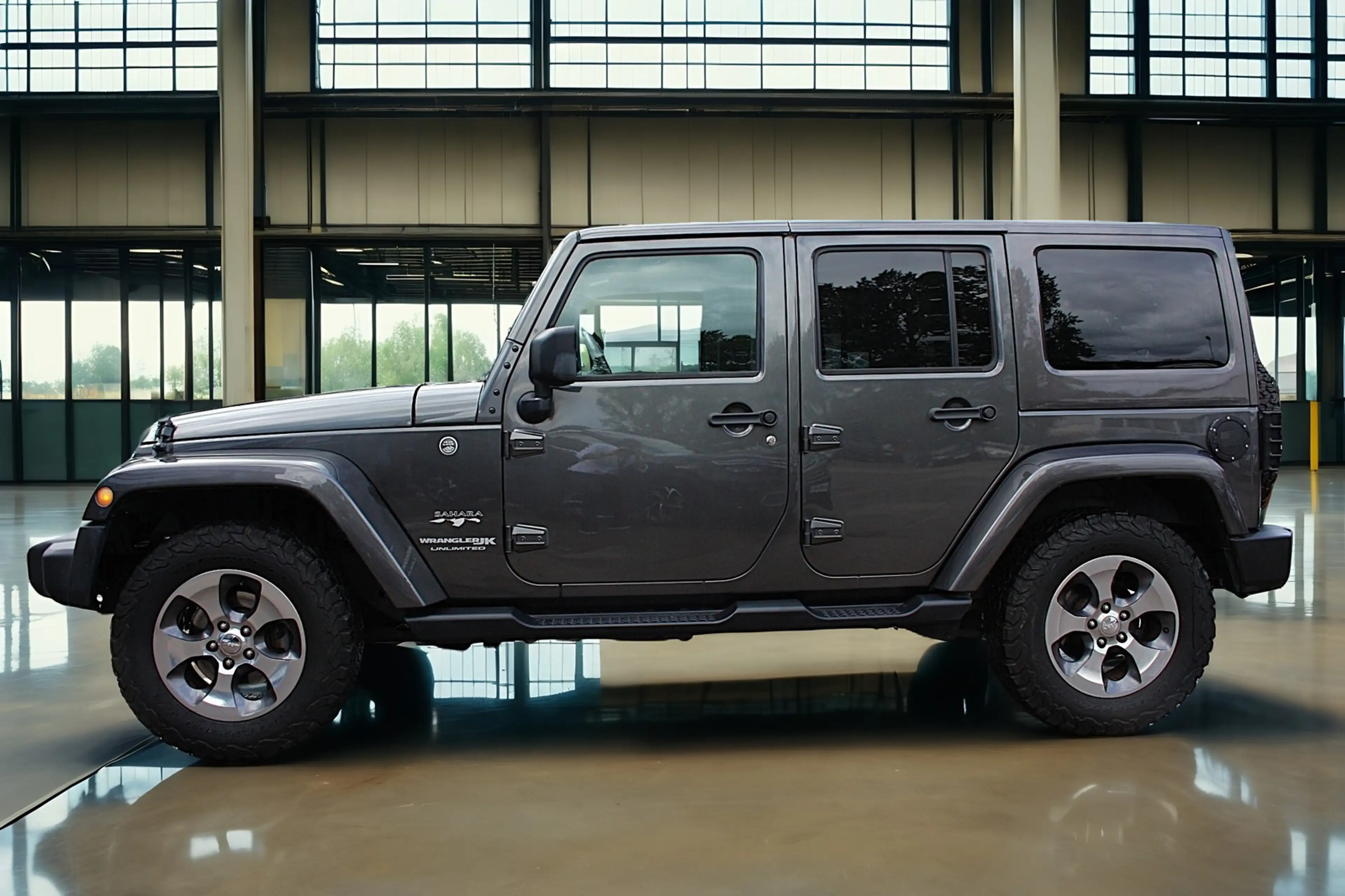 Jeep Wrangler 2.8 SAHARA Auto. Navi/Leder/Ahk/LED — photo 5