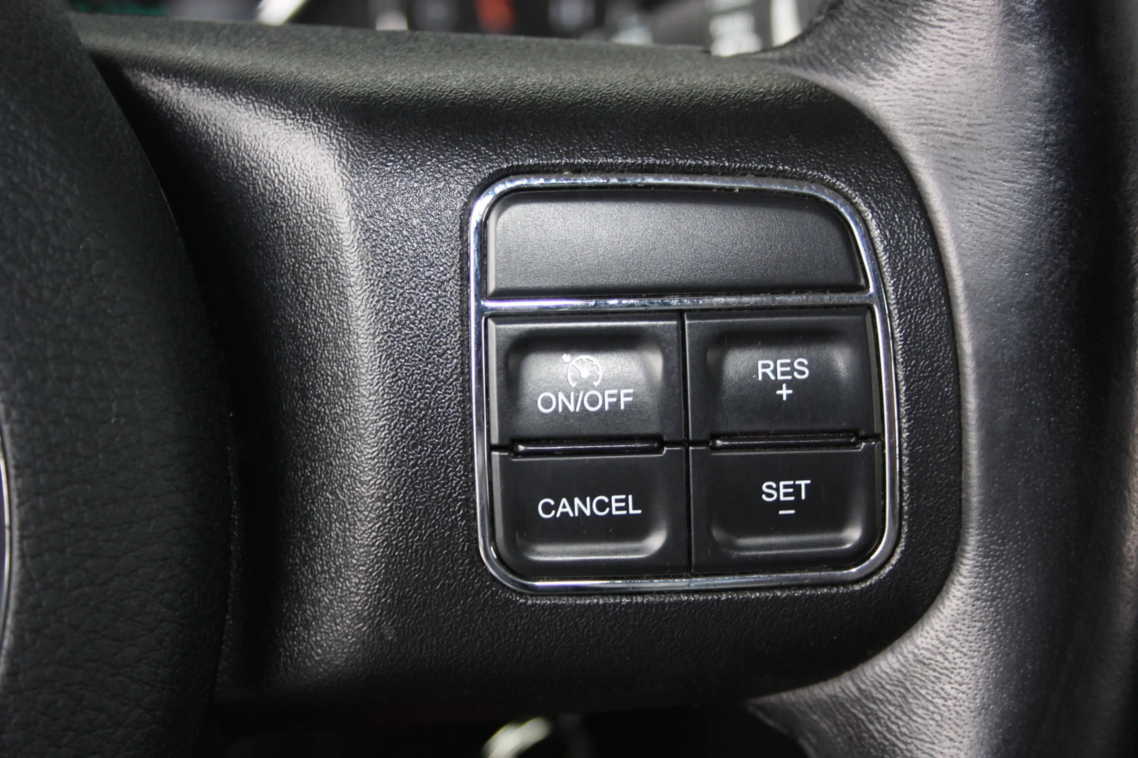 Jeep Wrangler 2.8 SAHARA Auto. Navi/Leder/Ahk/LED — photo 15