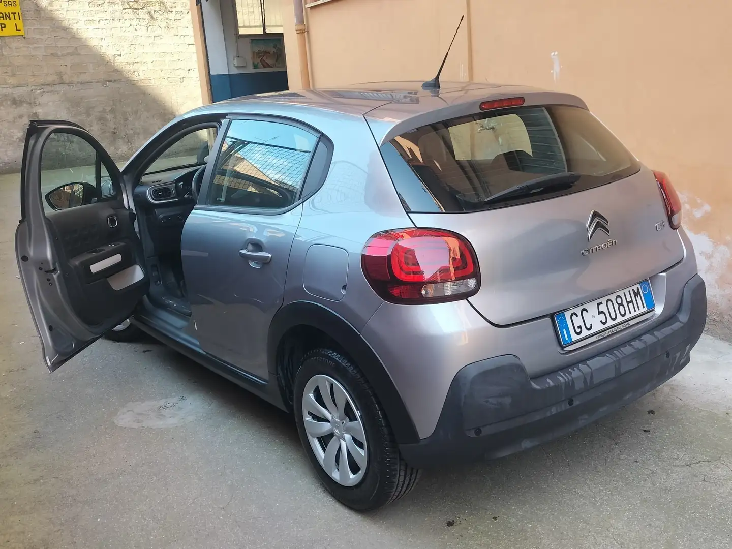 Citroen C3 C3 1.2 puretech Feel Pack s Grigio - 1