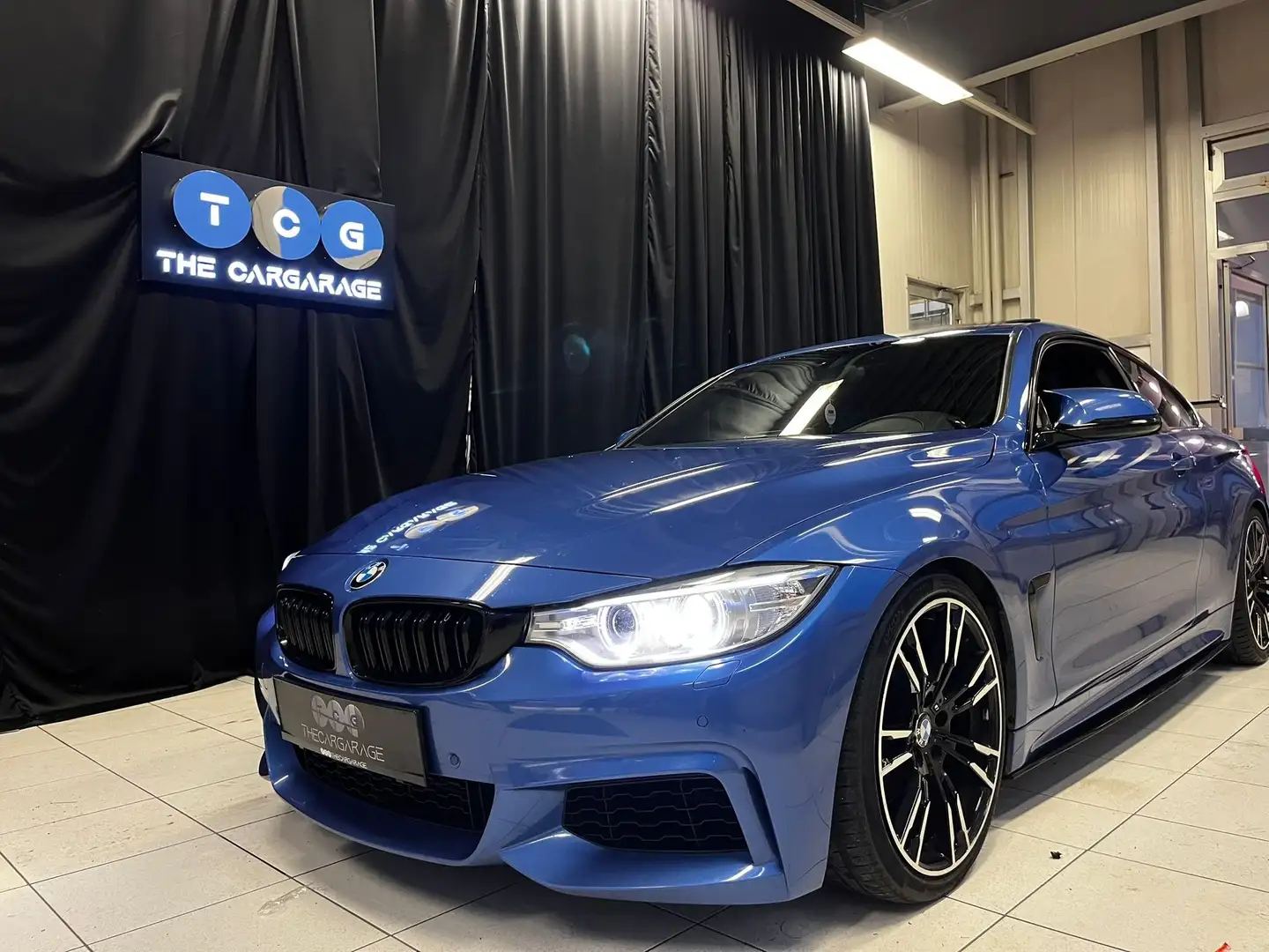 BMW 430 430d Coupe Sport-Paket M Синій - 1