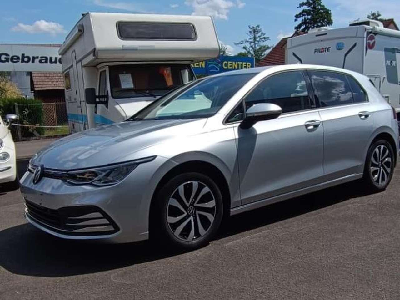 Volkswagen Golf 2021 — Active
