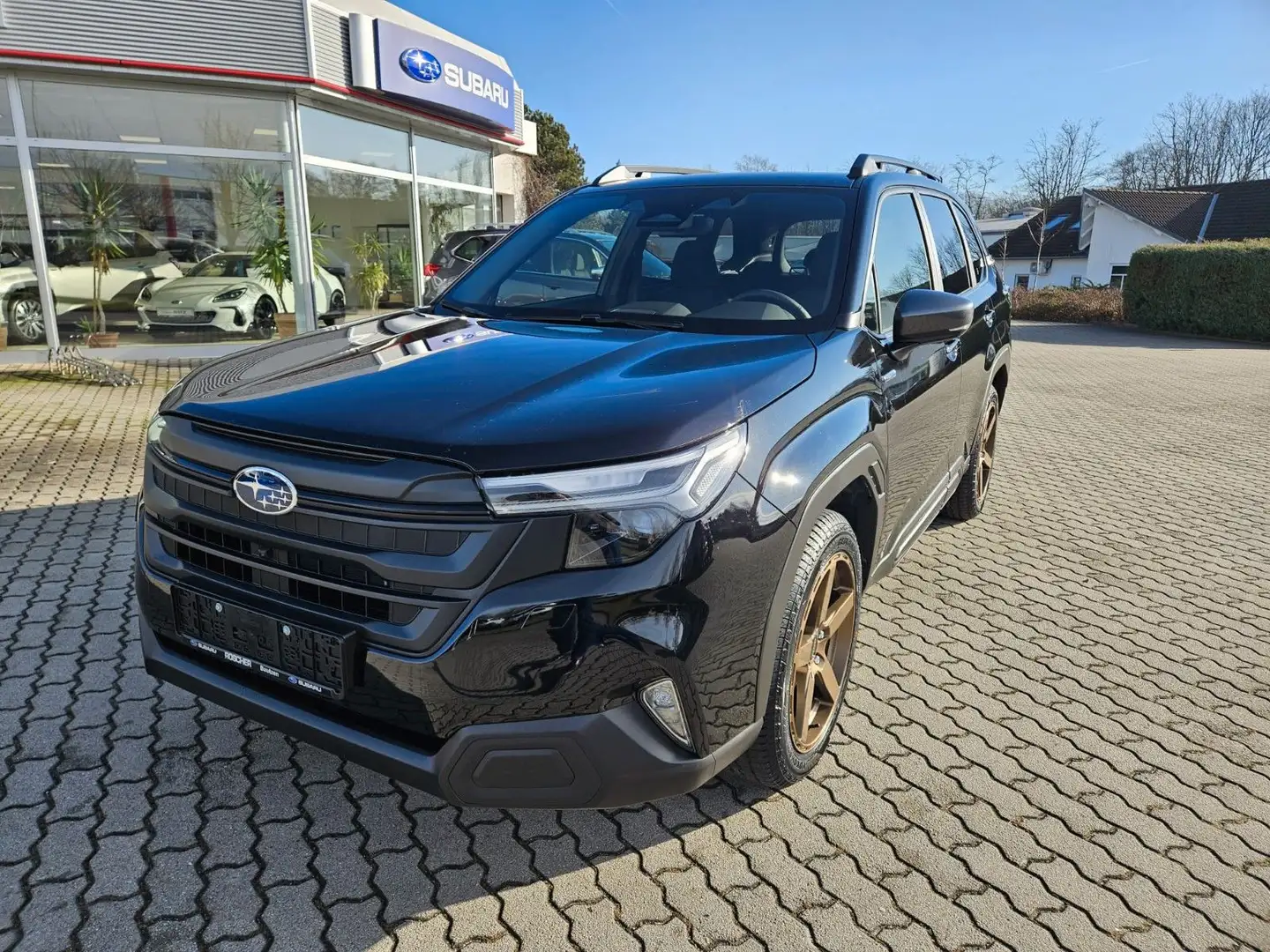 Subaru Forester 2.0ie EDIT. EXCLUSIVE CROSS Schwarz - 2