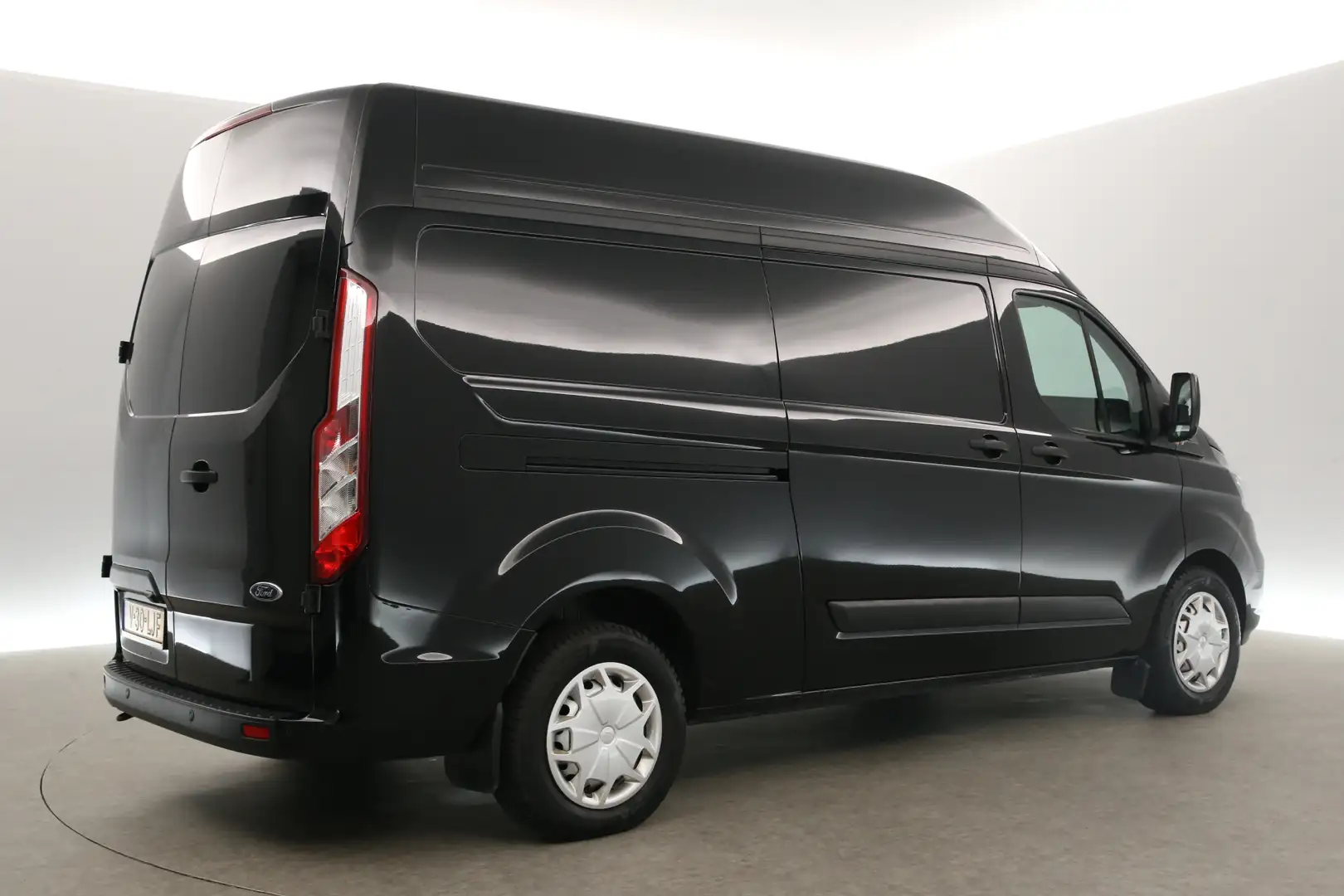 Ford Transit Custom 300 2.0 TDCI L2H2 2xSchuifdeur Airco Camera Cruise Zwart - 2