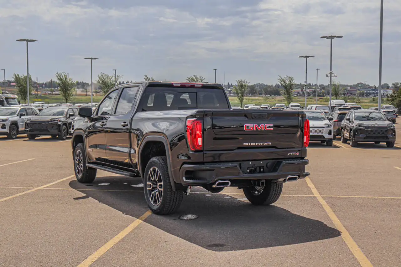 GMC Sierra 1500 снимка GMC Sierra 1500